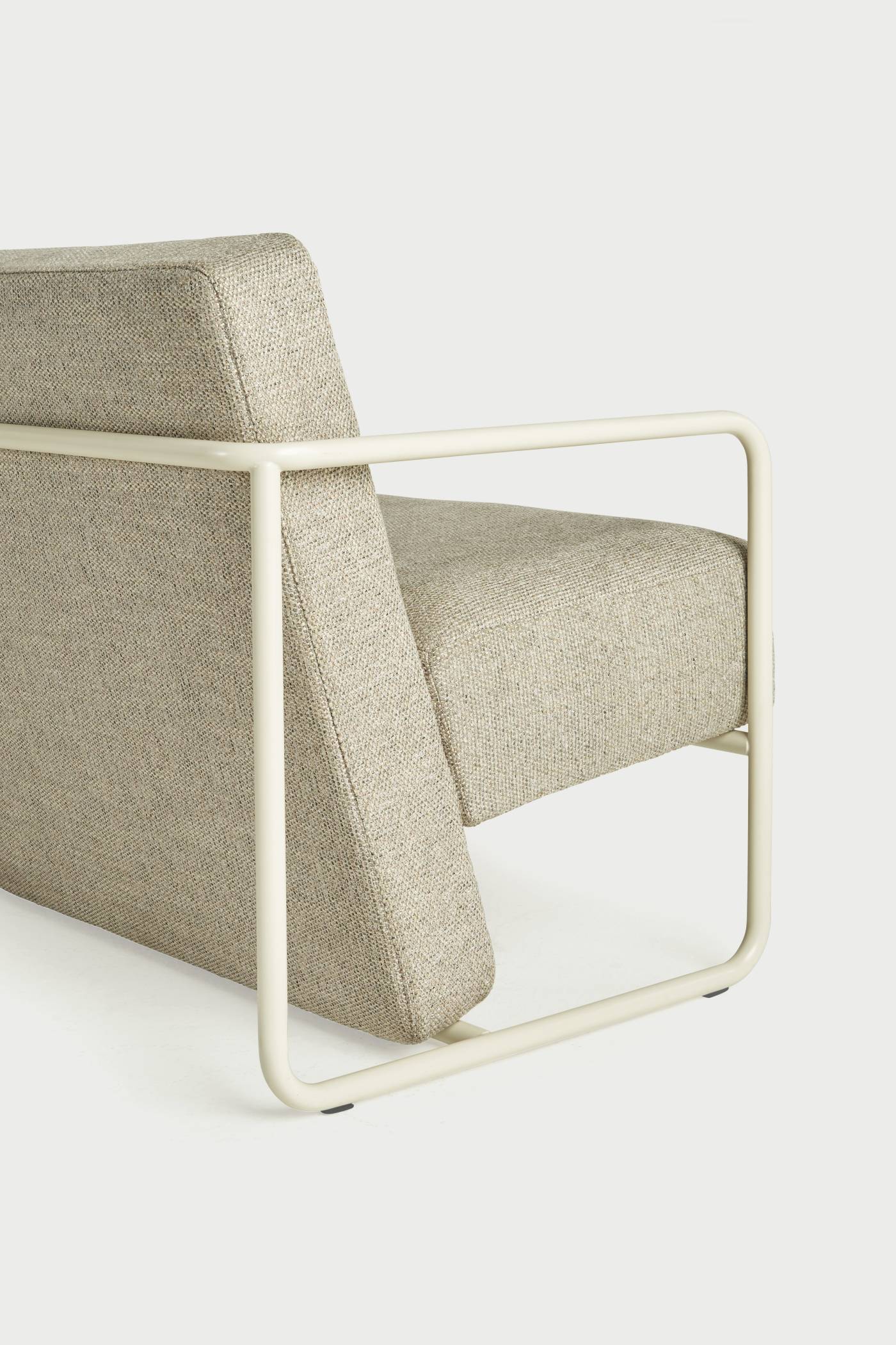 Baleri-Italia_Spunta_2-seater-sofa_OF302_2025_08