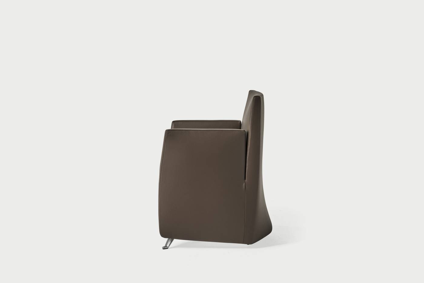 Baleri-Italia_Caprilarge_armchair_HW624_1990_03