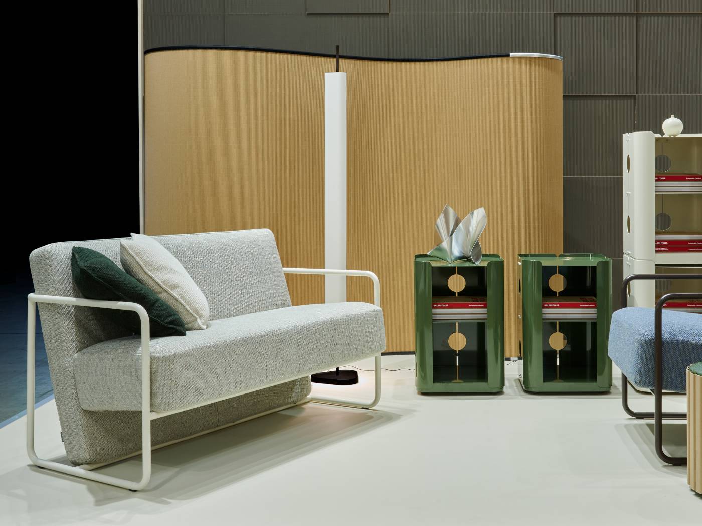Baleri-Italia_Spunta_2-seater-sofa_shooting_SdM26_05