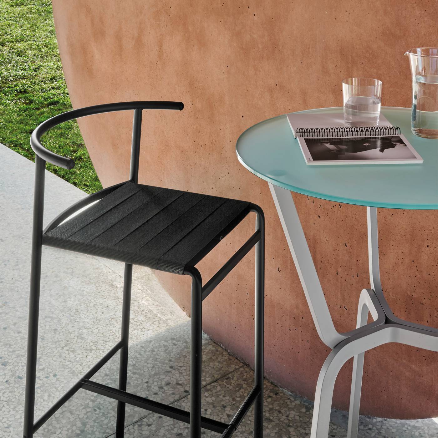 Baleri-Italia_Roots_Bar-Table_Italian-Design_02