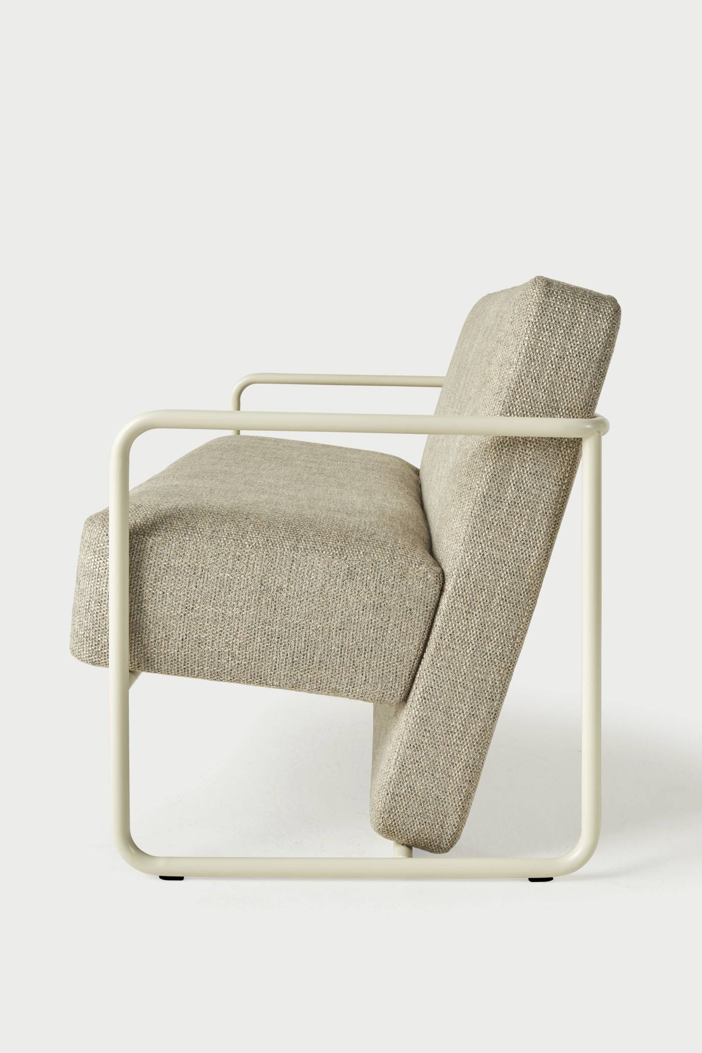 Baleri-Italia_Spunta_2-seater-sofa_OF302_2025_06