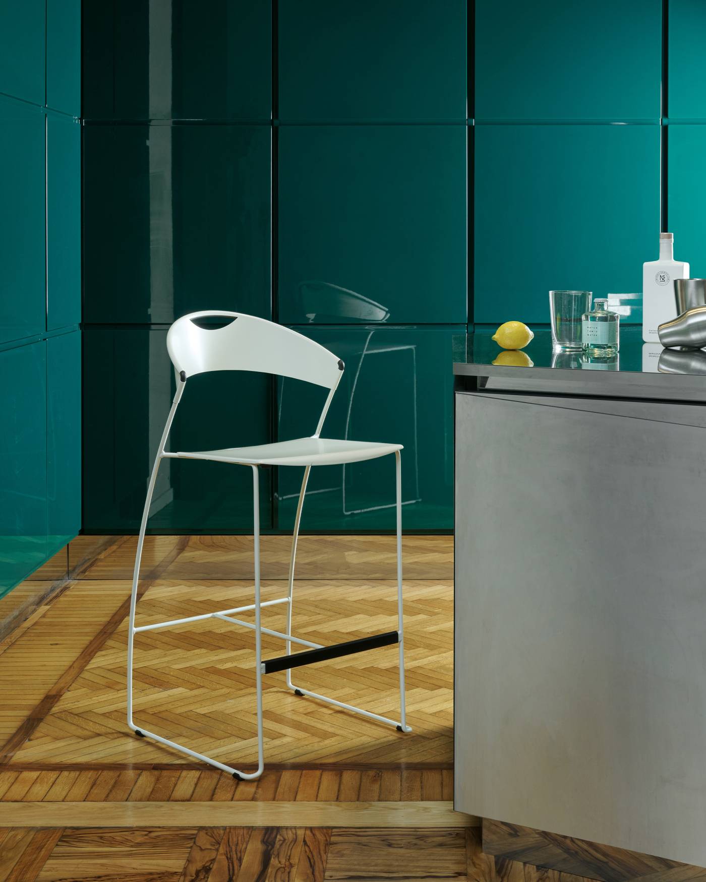 Baleri-Italia_Juliette_Kitchen-Stool_Modern-Kitchen-Design_02