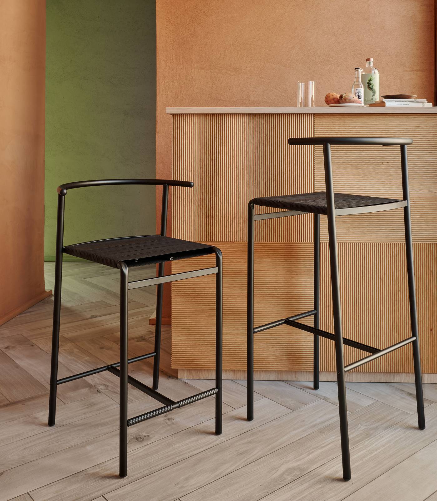 Baleri-Italia_Café-Chair_Kitchen-Stool_Bar-Stool_Philippe-Starck_02