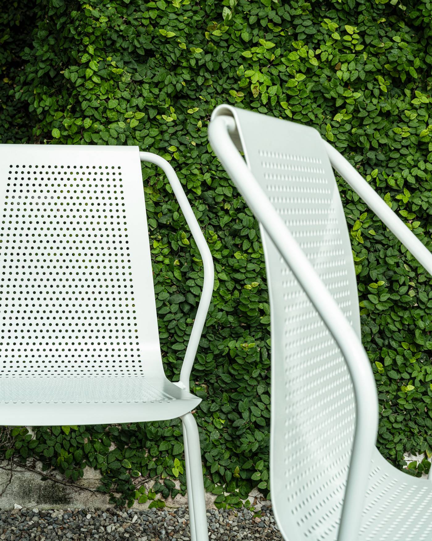 Baleri-Italia_Donna_Sedia-impilabile-Outdoor_Mobili-Design_02