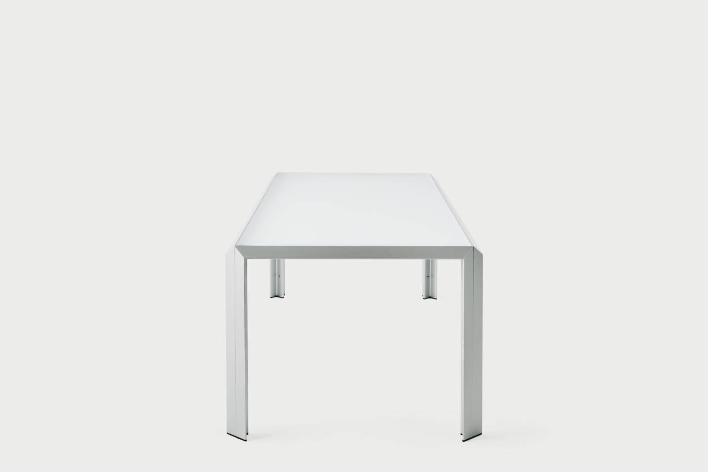 Baleri-Italia_T-Table_dining-table_MM451RE95_1998_03