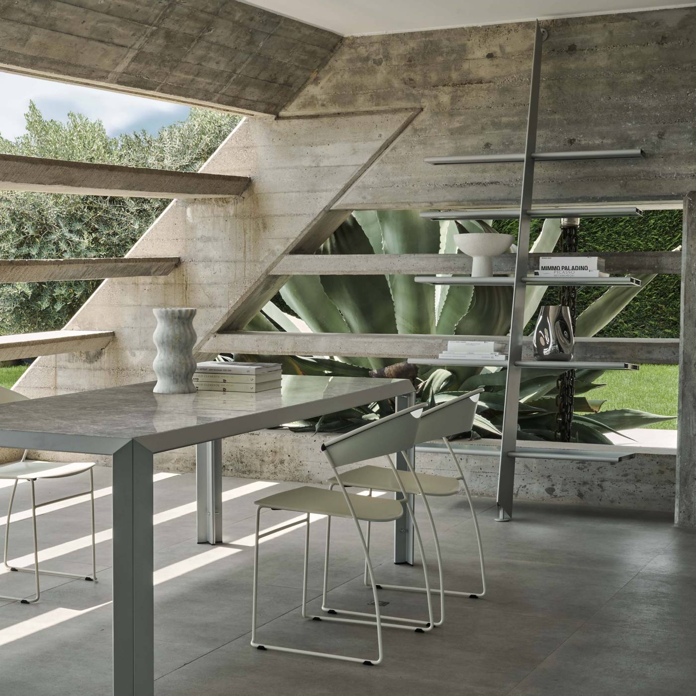 Baleri-Italia_Mac-Gee_Bookcase_Philippe-Starck_05